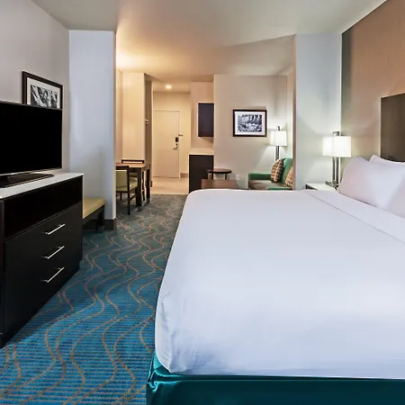Holiday Inn Express & Suites Killeen - Fort Hood Area