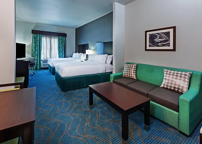 Holiday Inn Express & Suites Killeen - Fort Hood Area Hotel Killeen