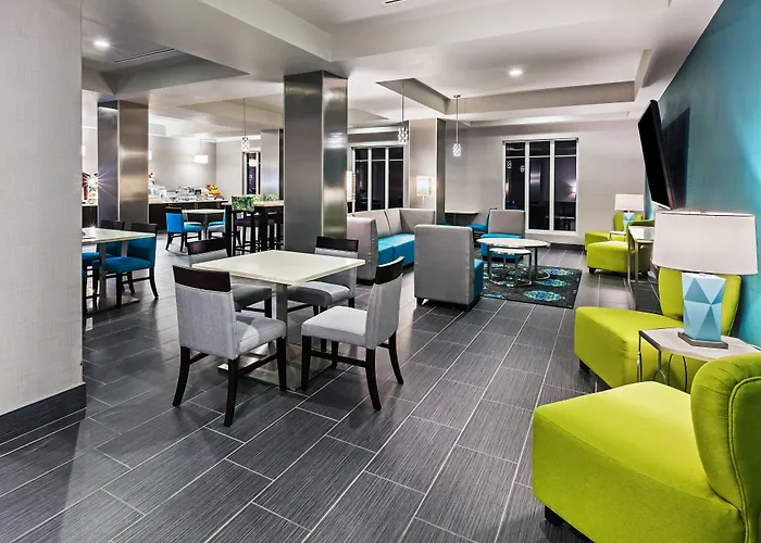 Holiday Inn Express & Suites Killeen - Fort Hood Area Hotel Killeen