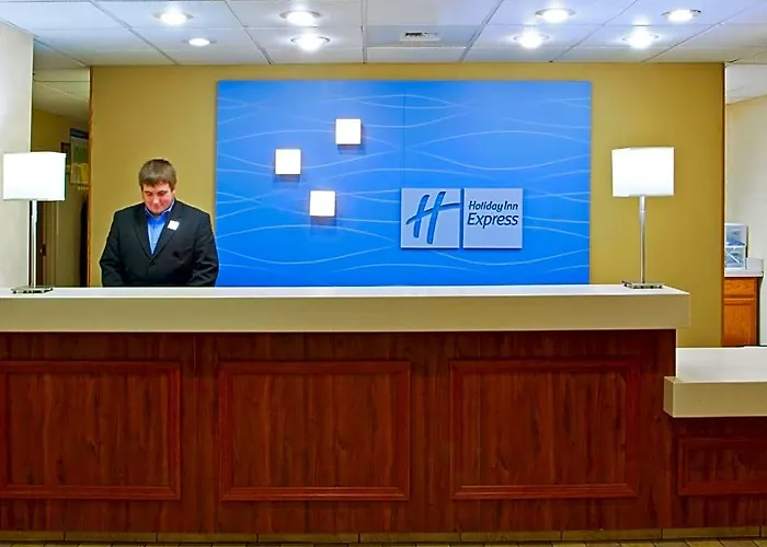 Holiday Inn Express & Suites Killeen - Fort Hood Area 3*