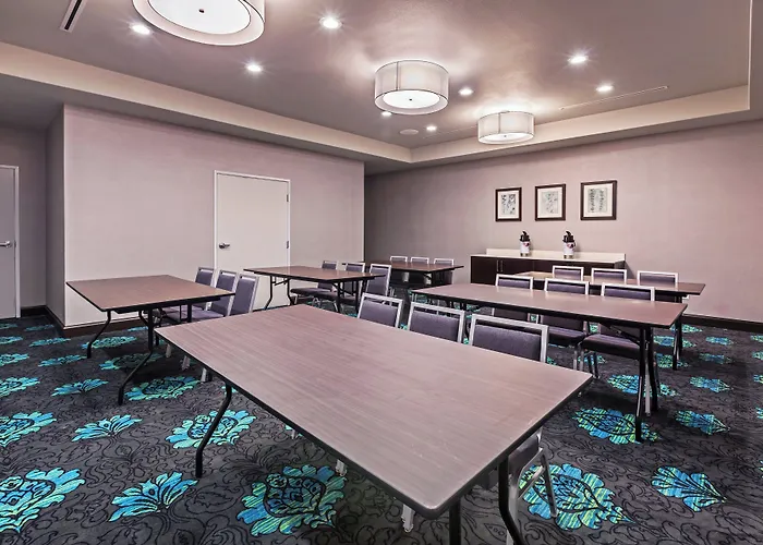 Express & - Hood Area Hotel 3*