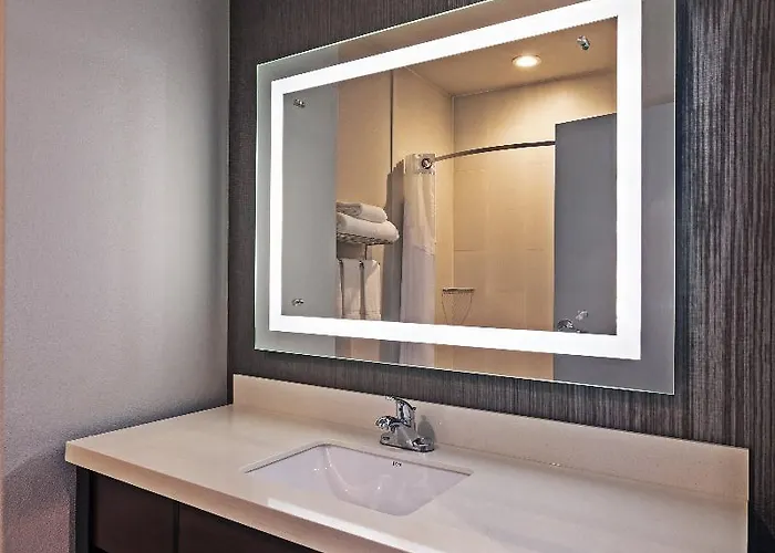 Holiday Inn Express & Suites Killeen - Fort Hood Area Hotel Killeen